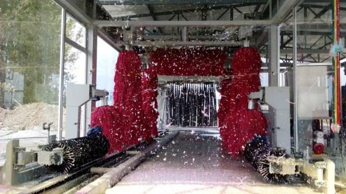 Effective Tunnel Car Washing System Automatic Brush With Three Color Foam