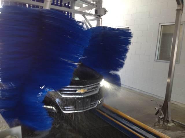Autobase Tunnel-type Car Washing System Stable Safe With Muting Materials