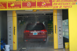 চীন Noiseless Tunnel Car Wash System Brush With Automatic Air Drying System সরবরাহকারী
