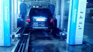 চীন Blue Tunnel-type Car Washing Equipment Brushless With High Efficiency সরবরাহকারী